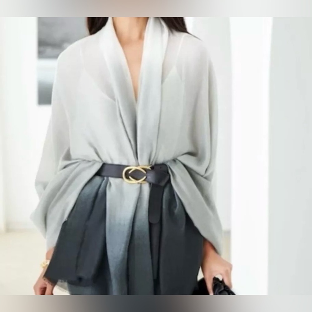 Carly Cushnie scarf black and white ombre print new in packaging